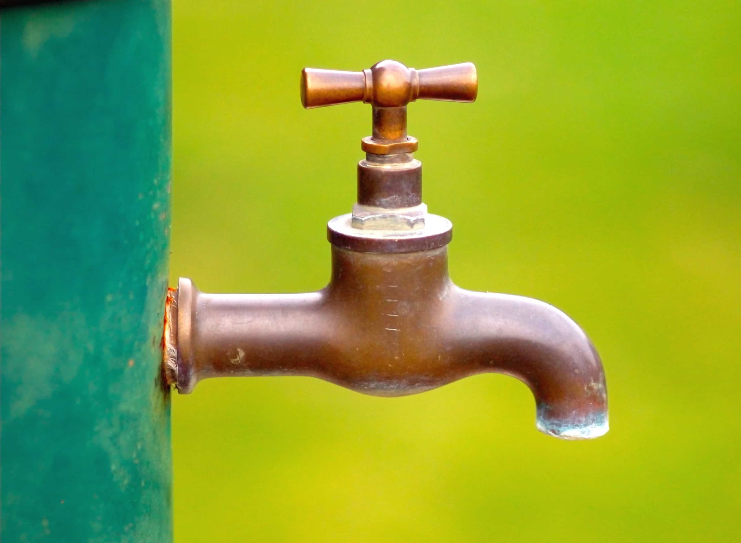 Agua del grifo, ¿Es saludable? No mucho